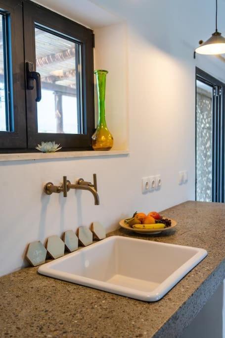 Villa Louloudia Stylish Luxury Villa With Private Pool Pitsidia Dış mekan fotoğraf